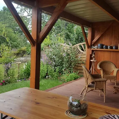 Les Hirondelles Guest house 3*