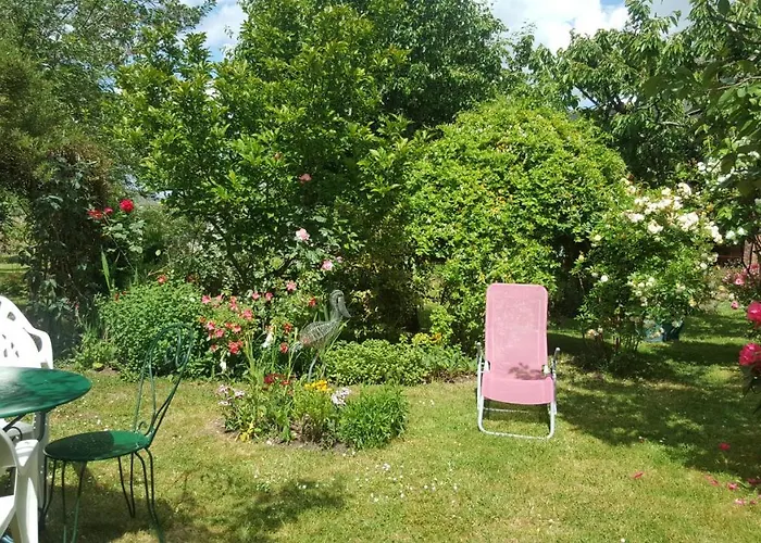 Les Hirondelles 招待所 3*